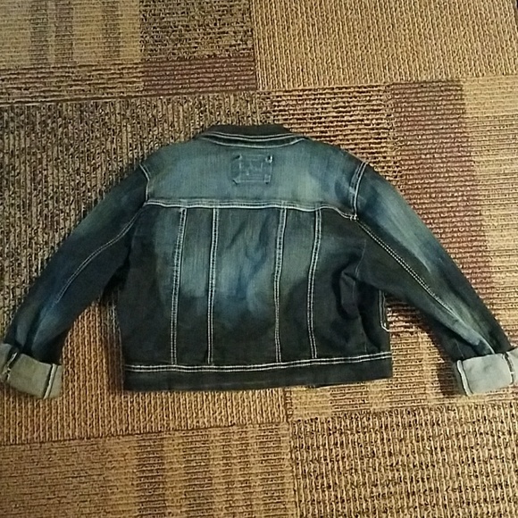 Jean jacket - Picture 2 of 5